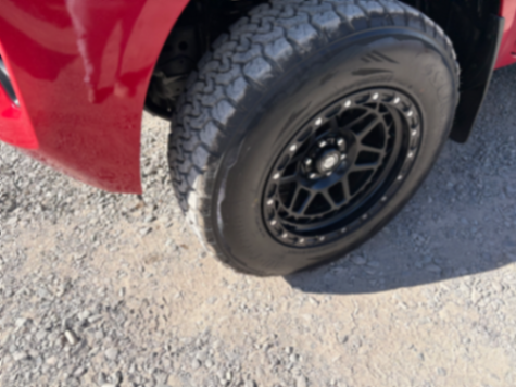 Nissan Navara 4x4 AT 2021 miniatura 5