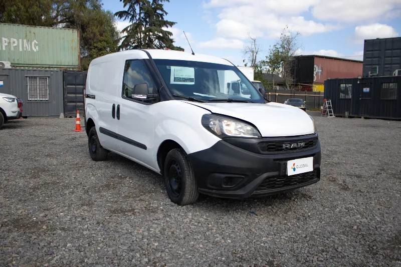 Ram Van 1000 2022 miniatura 1