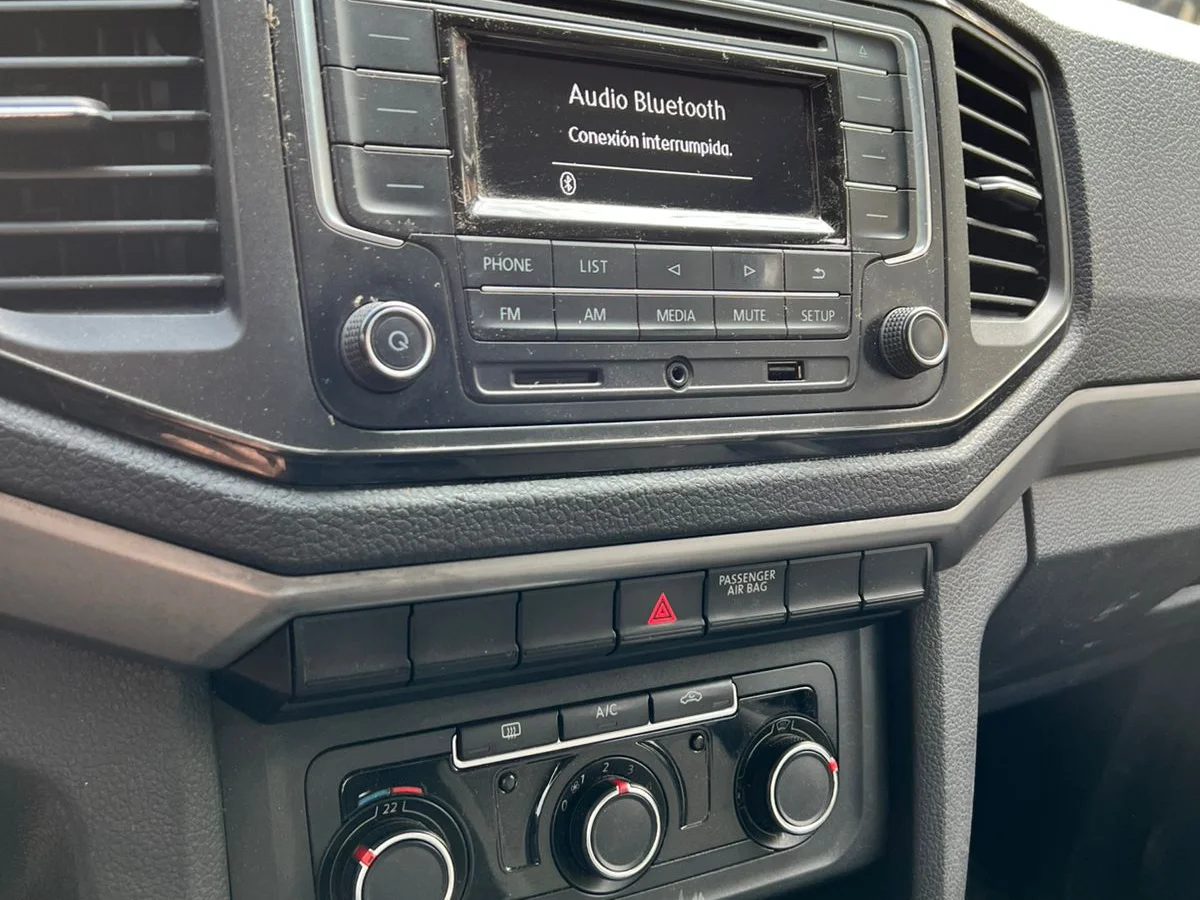 2020 VOLKSWAGEN AMAROK TRENDLINE 2.0 4x2 - Miniatura 7