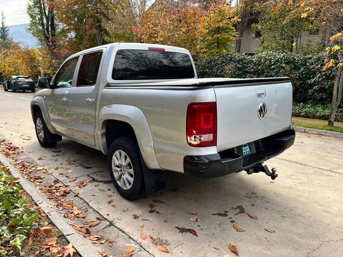 2020 VOLKSWAGEN AMAROK TRENDLINE 2.0 4x2 - Miniatura 9