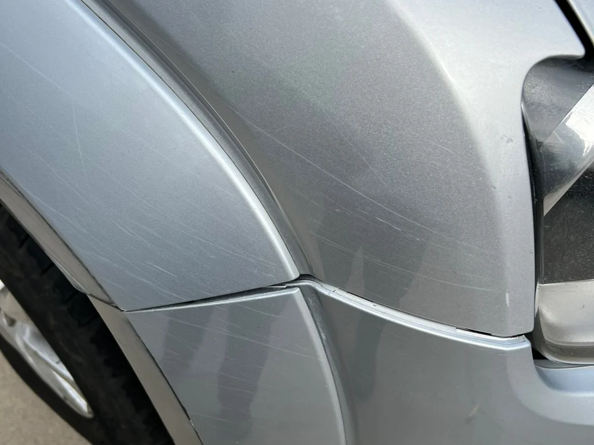 2020 VOLKSWAGEN AMAROK TRENDLINE 2.0 4x2 - Miniatura 20