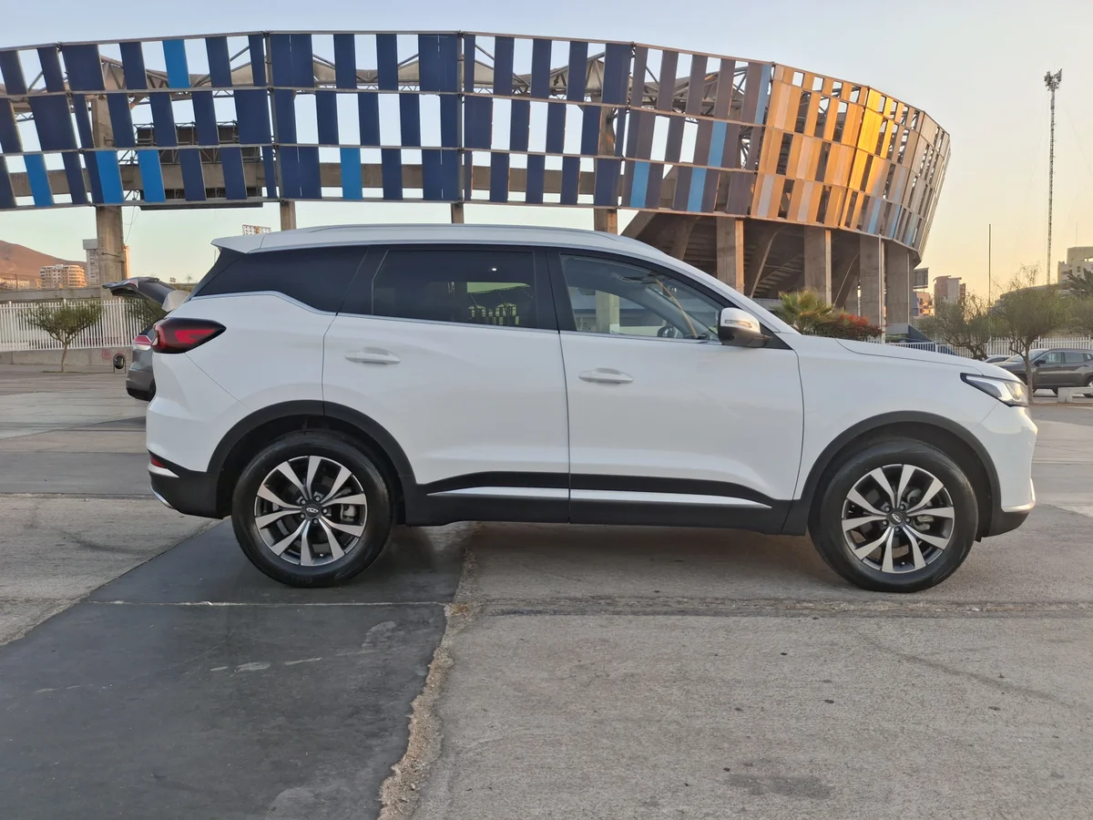 2024 CHERY TIGGO 7 GLX CVT PRO 1.5 AUT - Miniatura 6