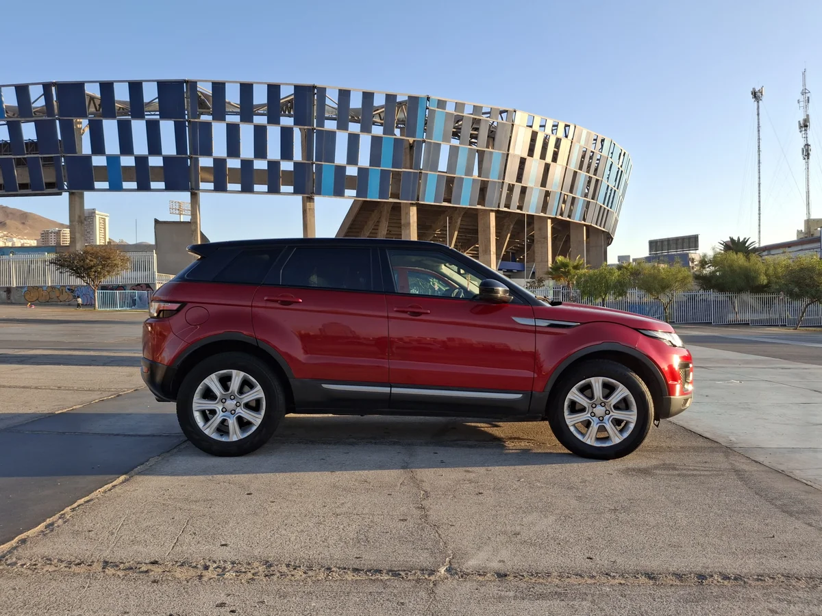 2018 LAND ROVER EVOQUE 2.0 - Miniatura 6