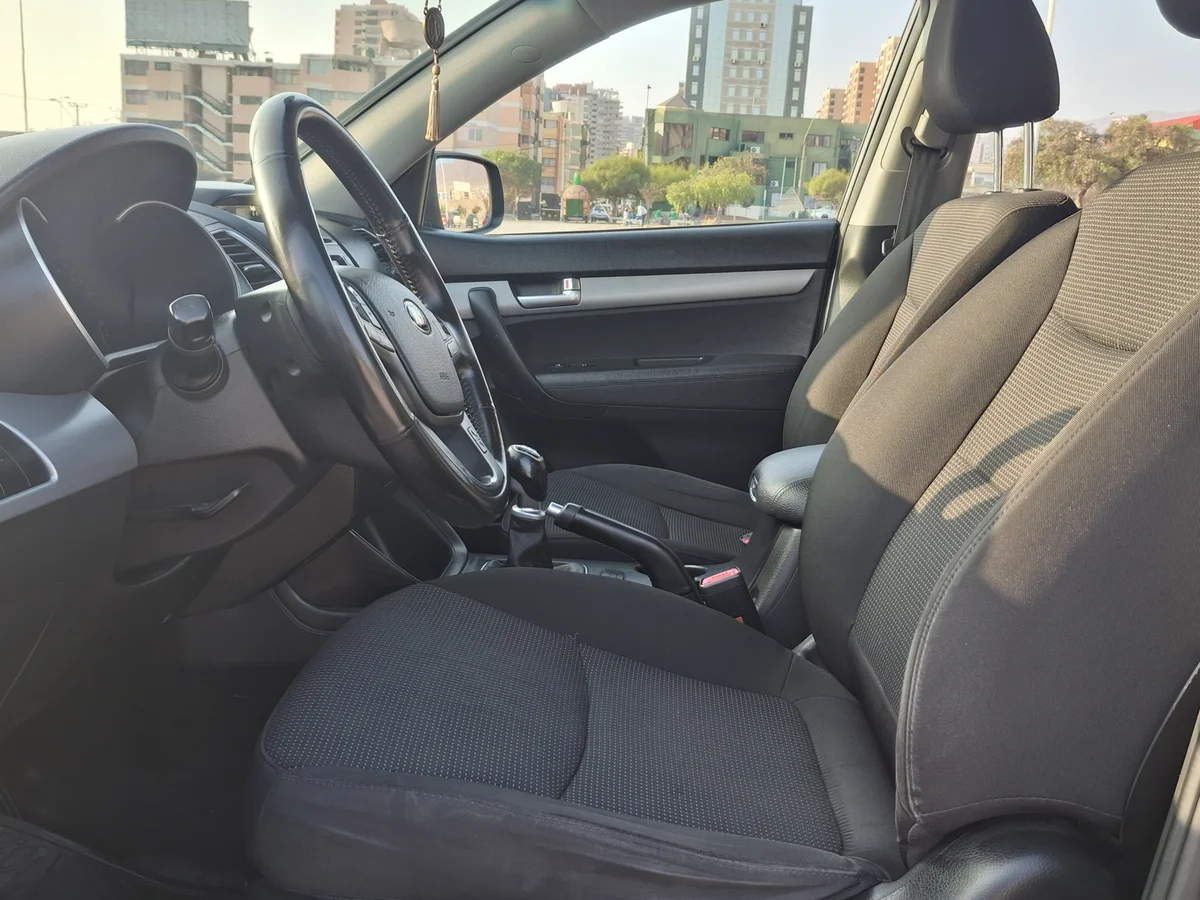 2013 KIA MOTORS SORENTO EX 2.4 - Miniatura 9