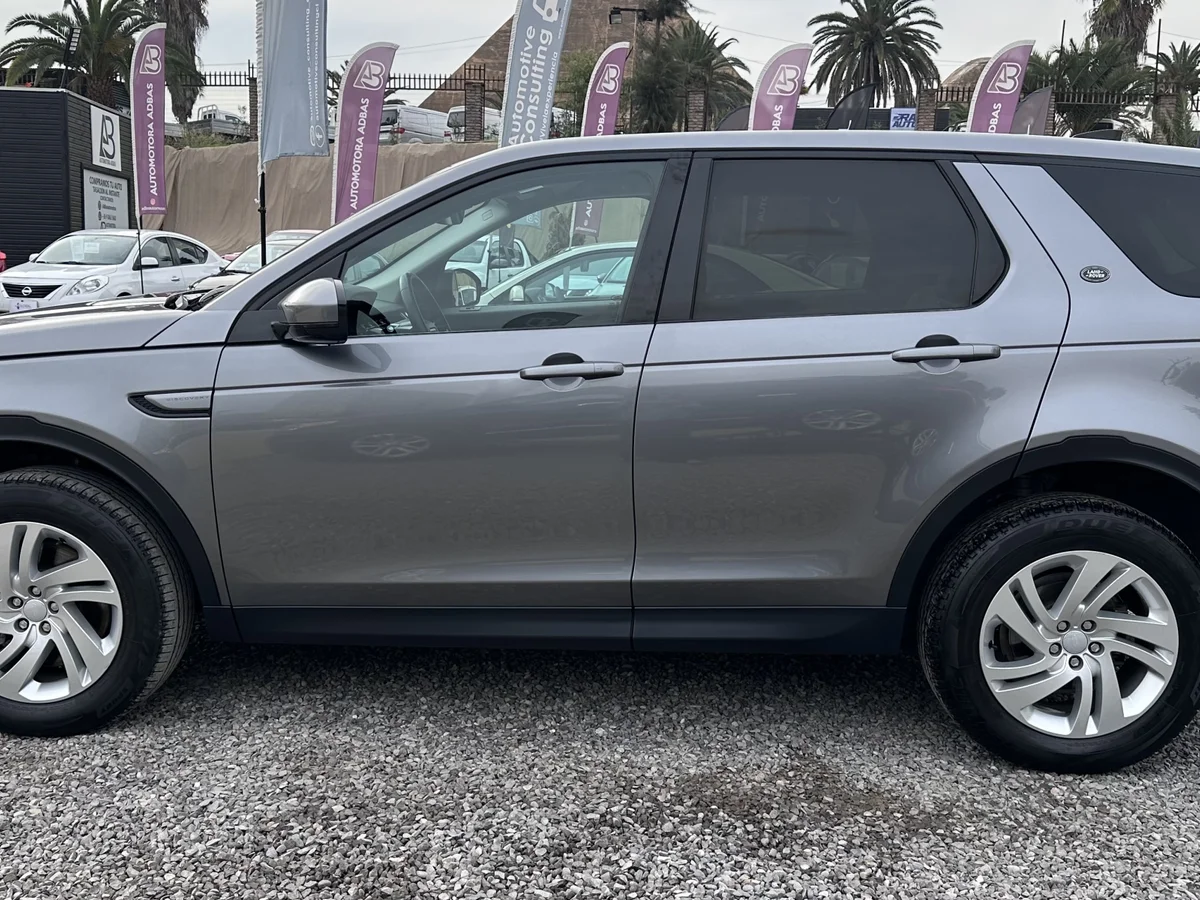 2022 LAND ROVER DISCOVERY SPORT 4X4 2.0I S AUT MANTENCIONES - Miniatura 8