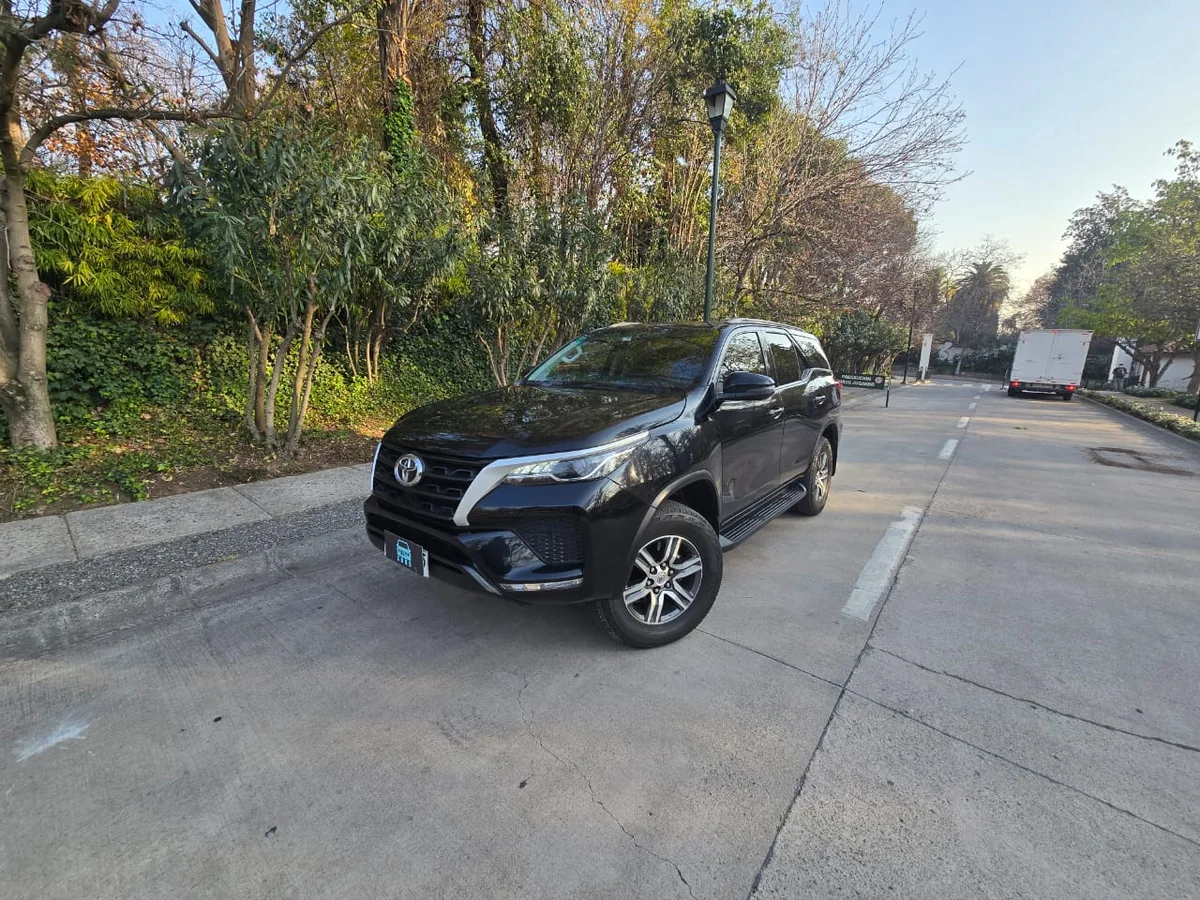 2022 TOYOTA FORTUNER 2.7 4x2 - Miniatura 7