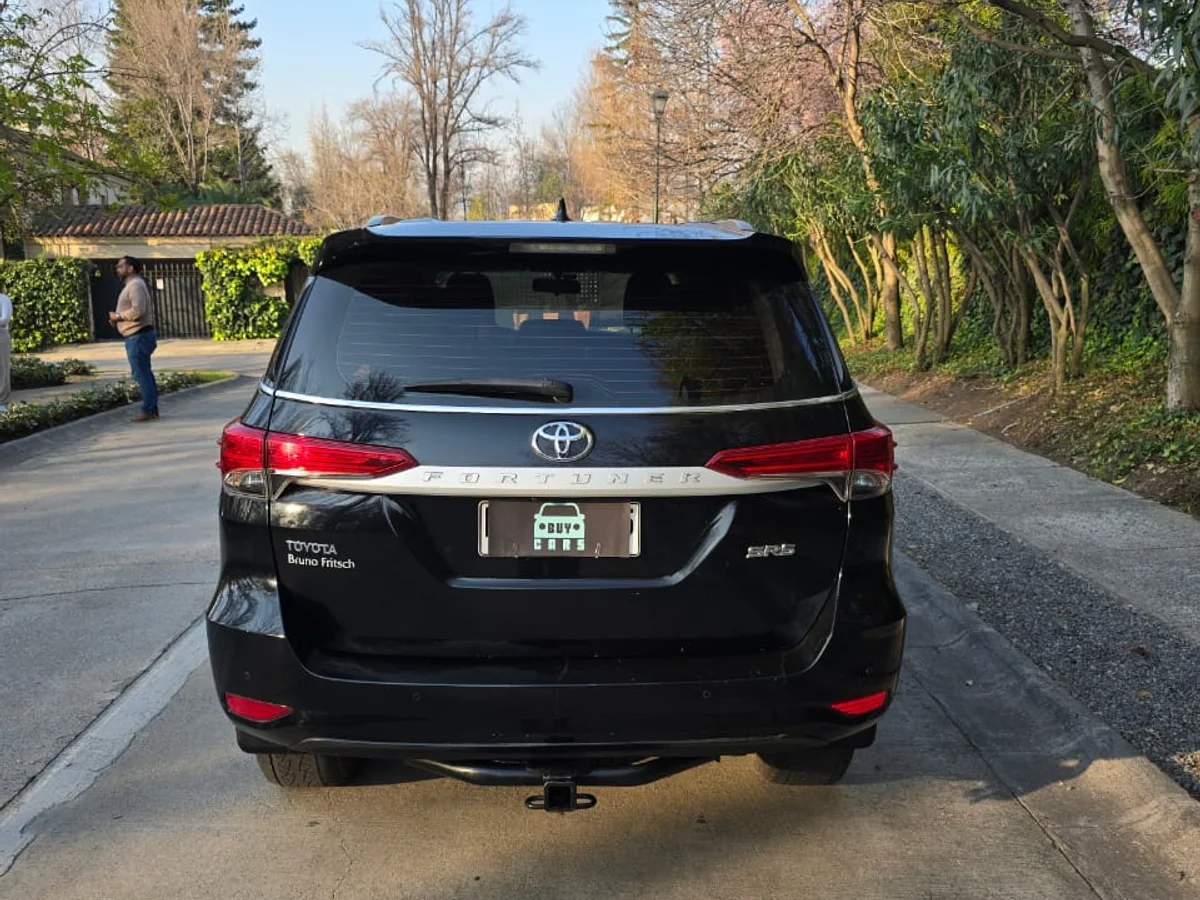 2022 TOYOTA FORTUNER 2.7 4x2 - Miniatura 6