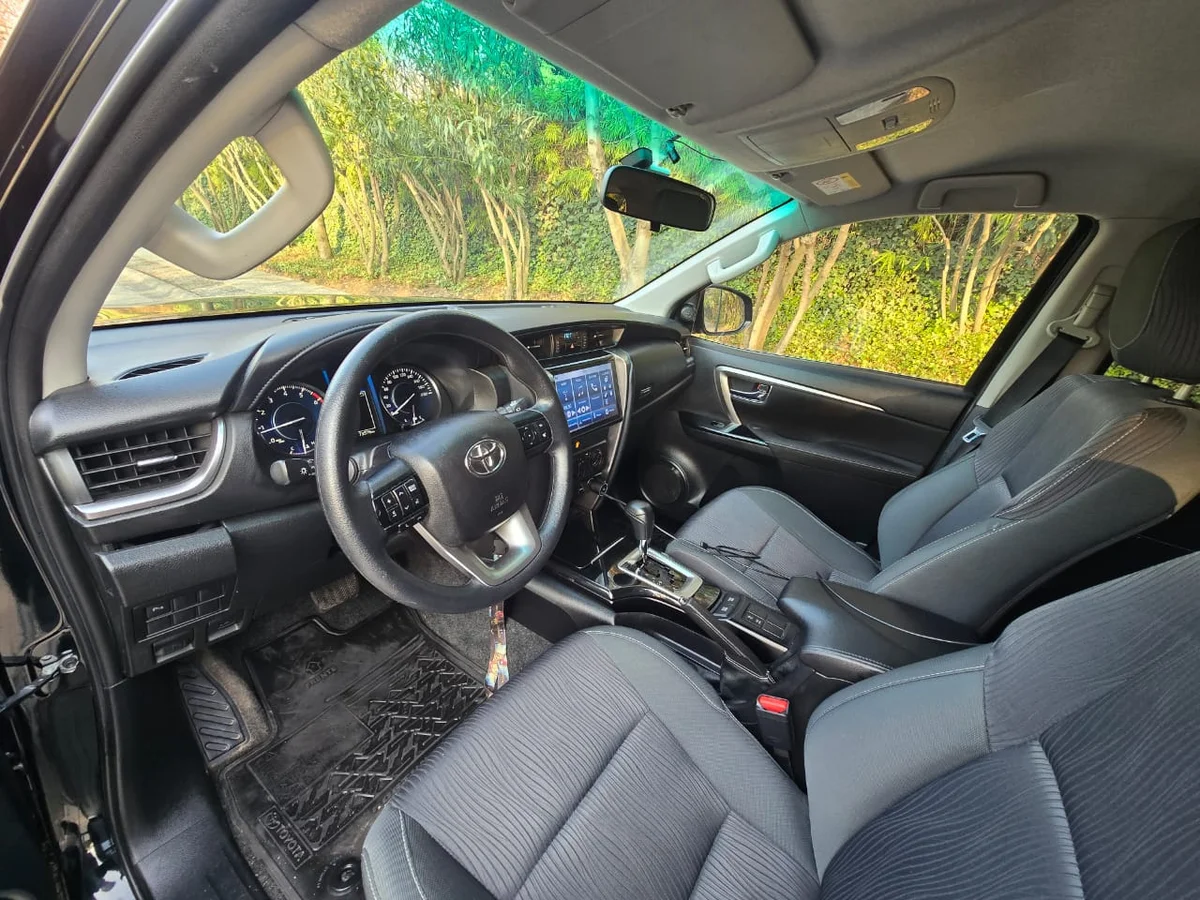 2022 TOYOTA FORTUNER 2.7 4x2 - Miniatura 14