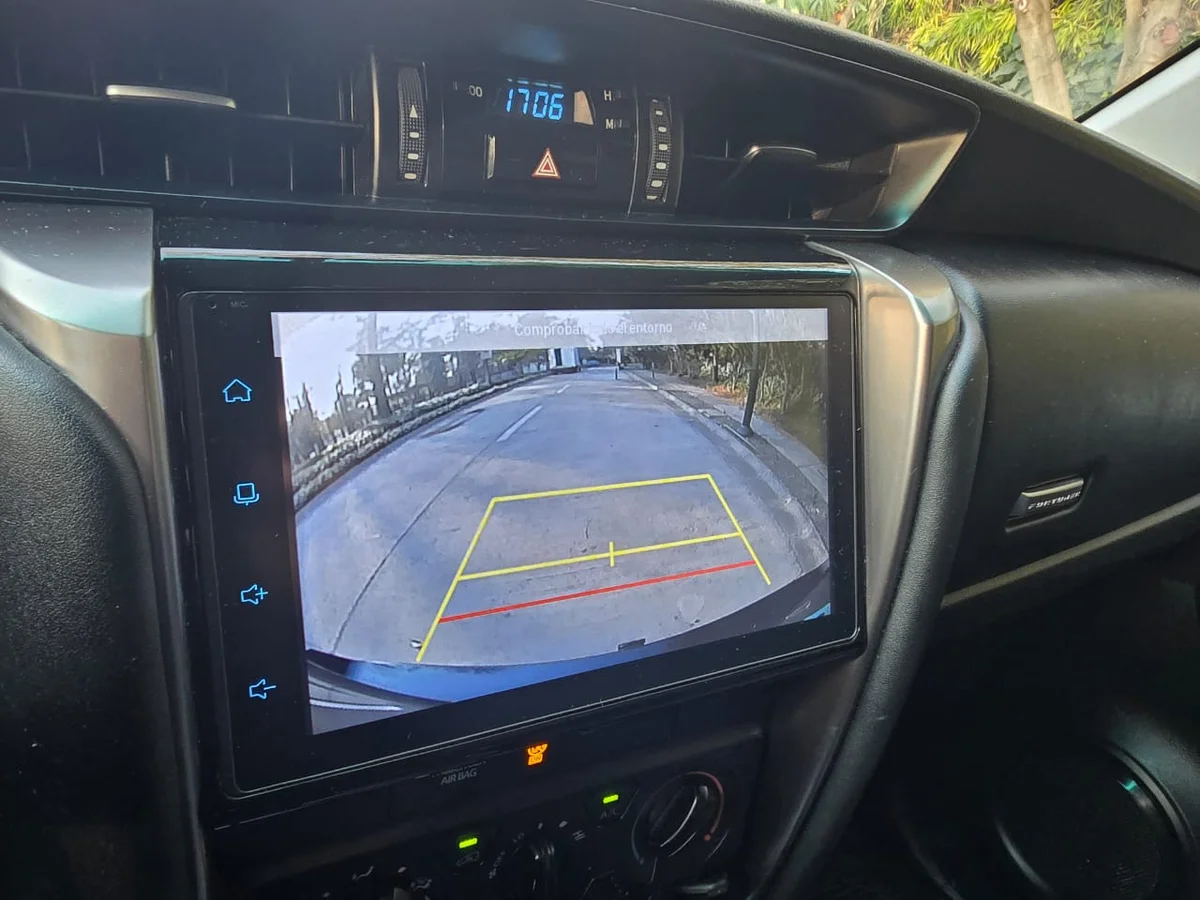 2022 TOYOTA FORTUNER 2.7 4x2 - Miniatura 17