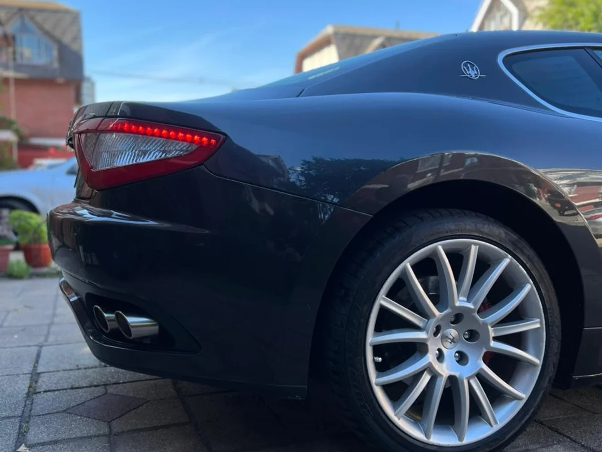 2012 MASERATI GRAN TURISMO 4.7L V8 AUT - Miniatura 7