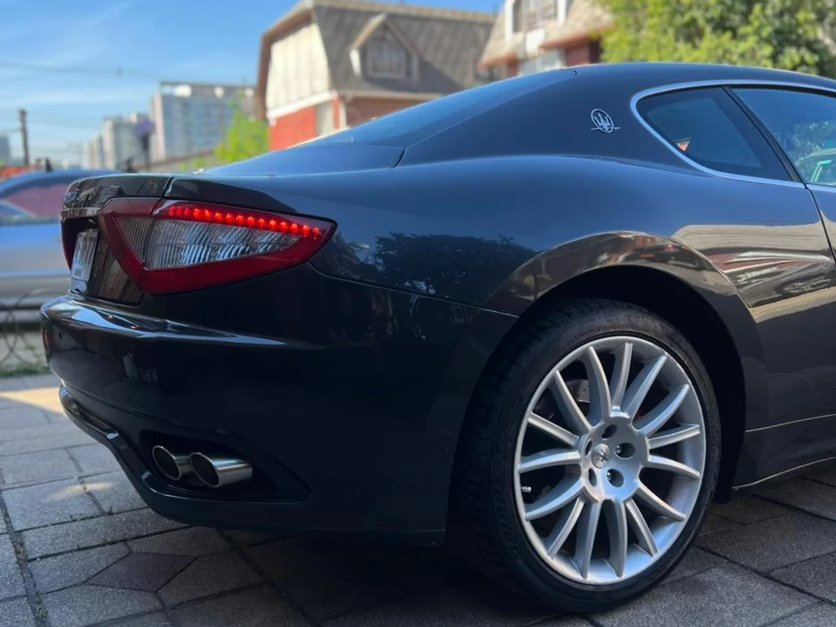 2012 MASERATI GRAN TURISMO 4.7L V8 AUT - Miniatura 9