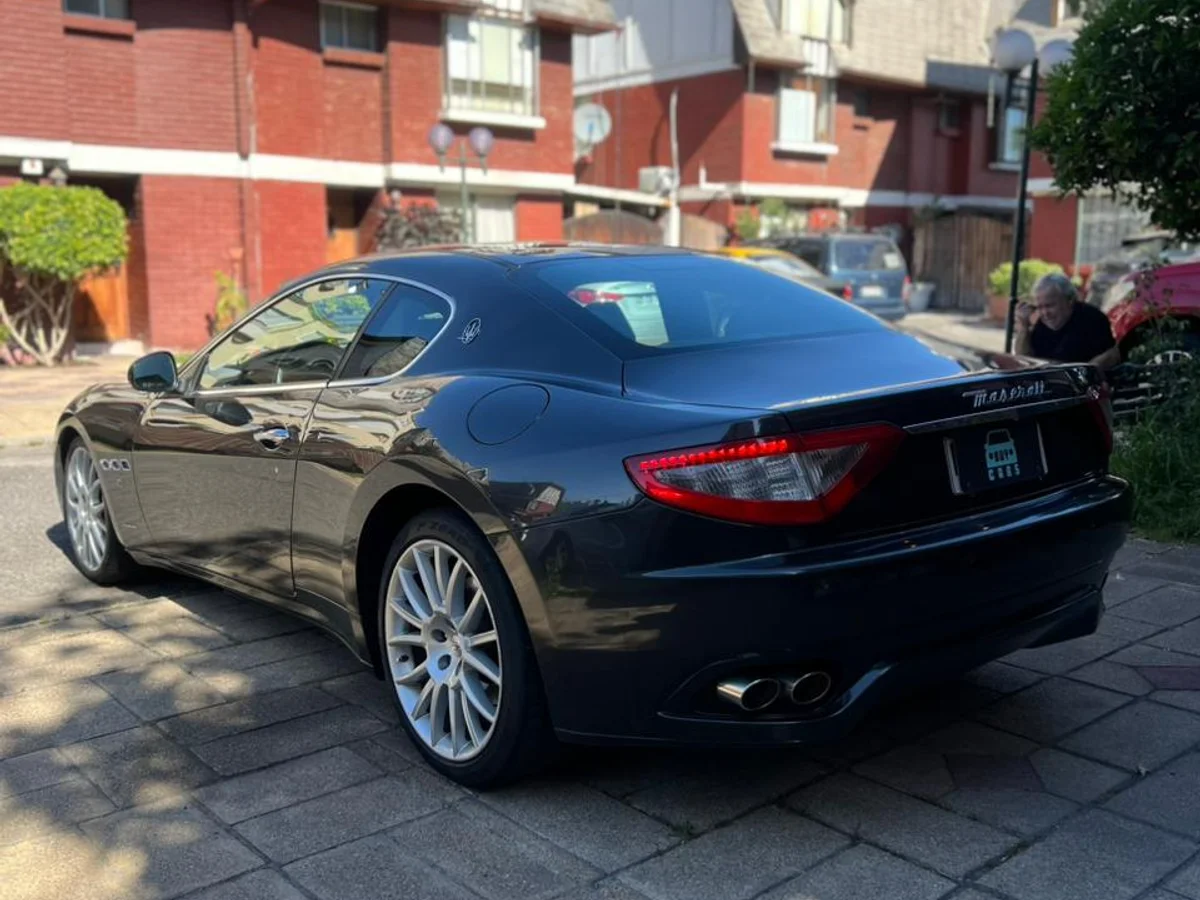 2012 MASERATI GRAN TURISMO 4.7L V8 AUT - Miniatura 12
