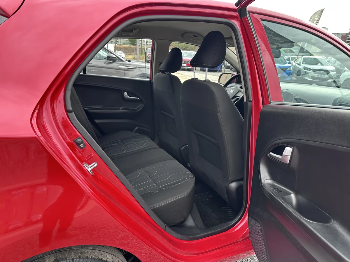 2017 KIA MOTORS MORNING EX 1.2 FULL EQUIPO - Miniatura 16