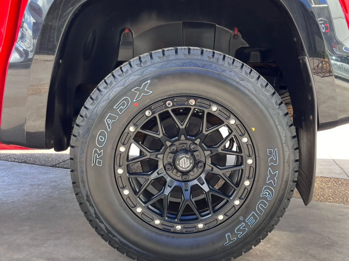 2021 VOLKSWAGEN AMAROK DCAB TDI 4X4 TRENDLINE 2.0 - Miniatura 9