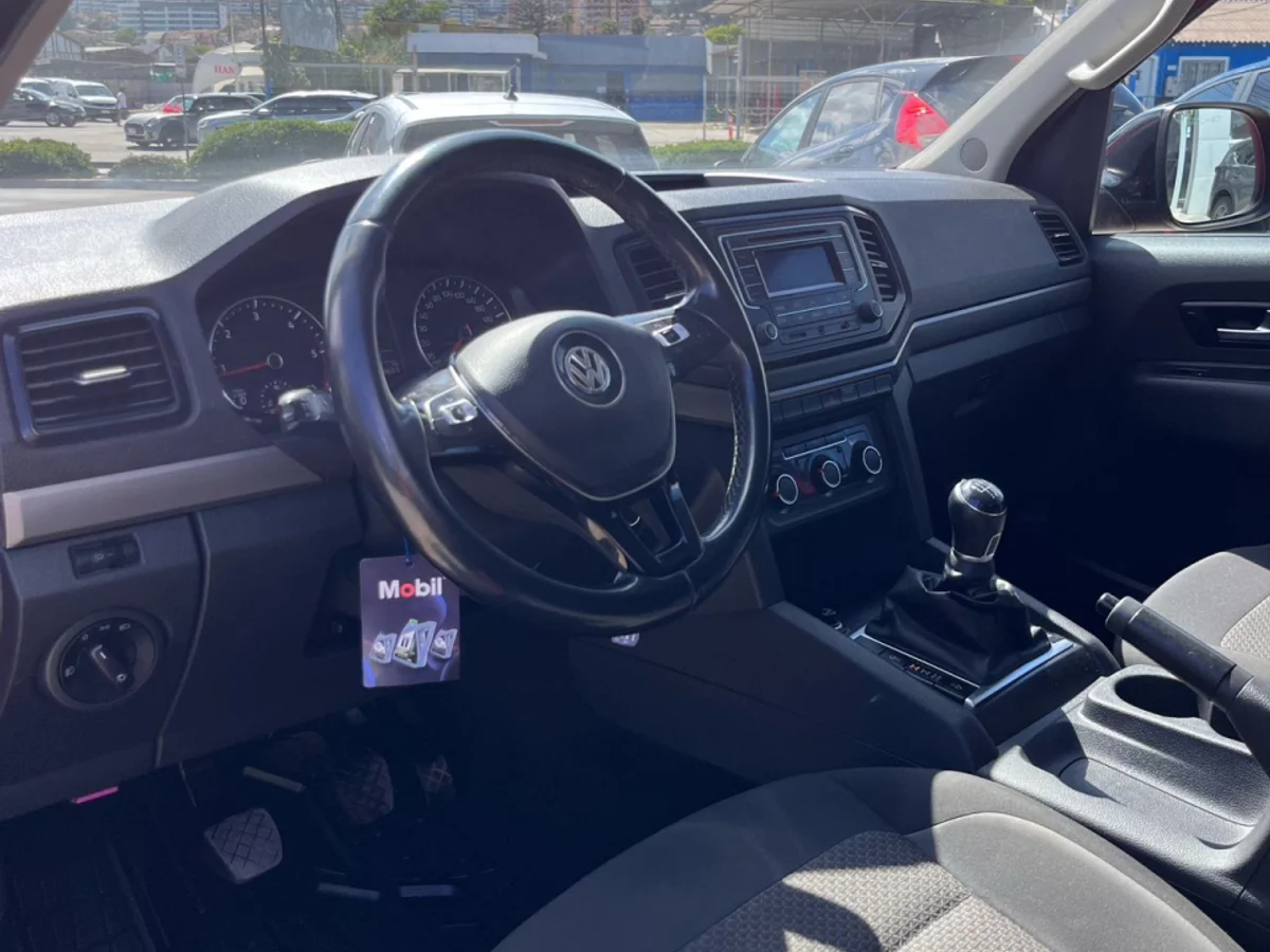 2021 VOLKSWAGEN AMAROK DCAB TDI 4X4 TRENDLINE 2.0 - Miniatura 13