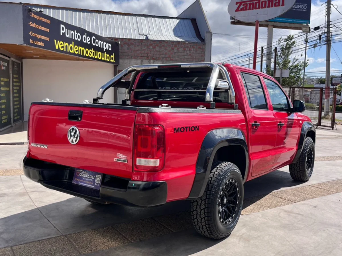 2021 VOLKSWAGEN AMAROK DCAB TDI 4X4 TRENDLINE 2.0 - Miniatura 6