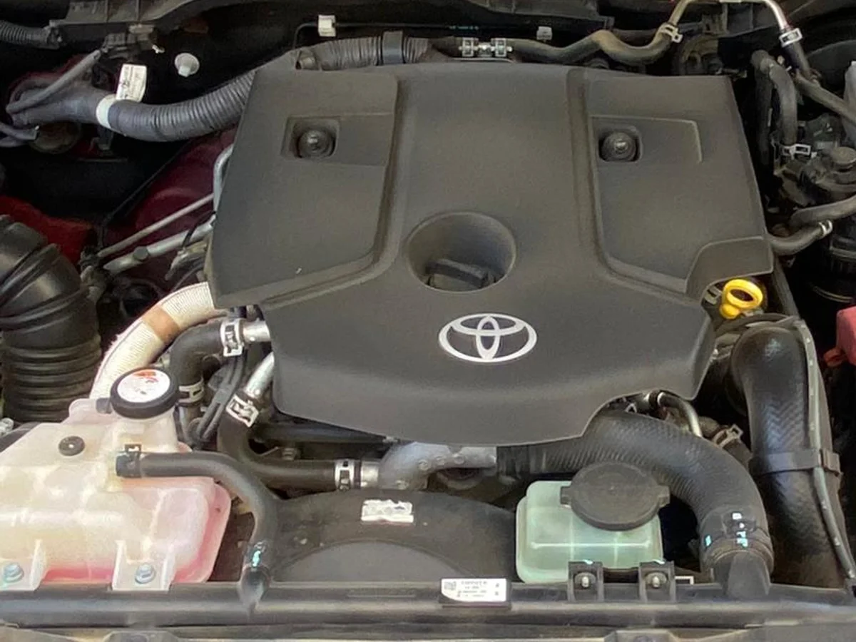 TOYOTA Hilux 2022 - Miniatura 8