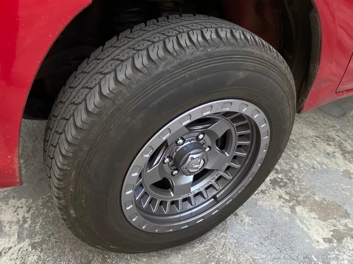 TOYOTA Hilux 2022 - Miniatura 7