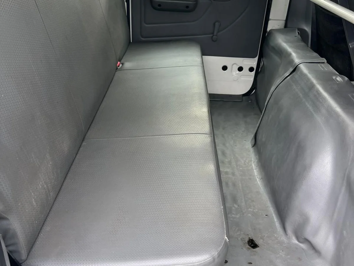 2021 HINO XZU - Miniatura 6