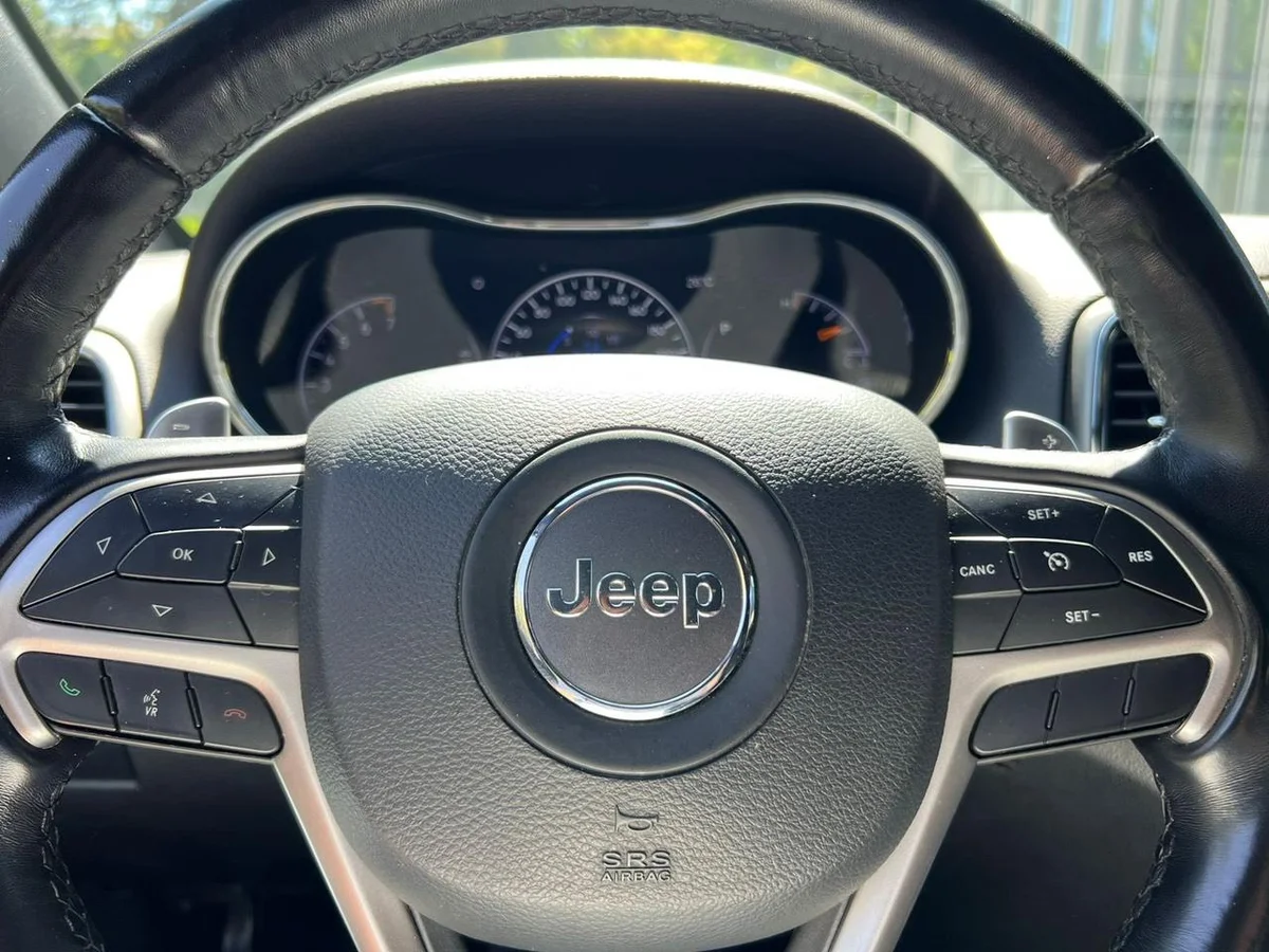 2022 JEEP GRAND CHEROKEE LAREDO 3.6 - Miniatura 11