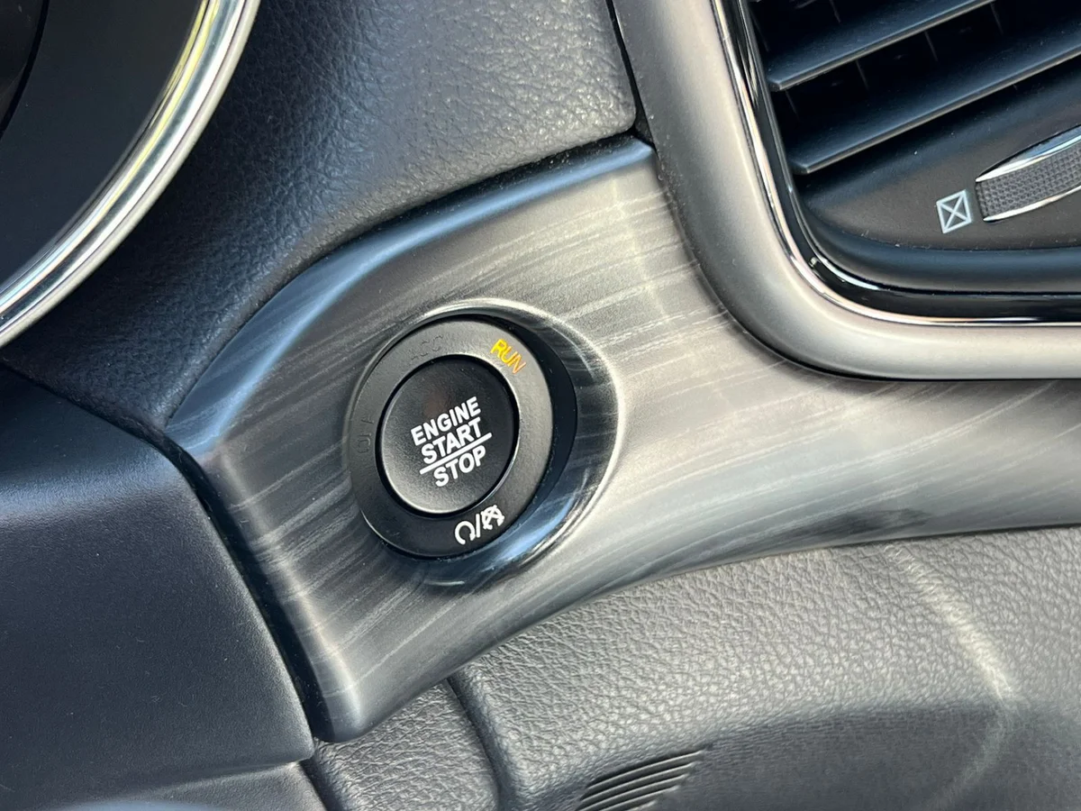 2022 JEEP GRAND CHEROKEE LAREDO 3.6 - Miniatura 13