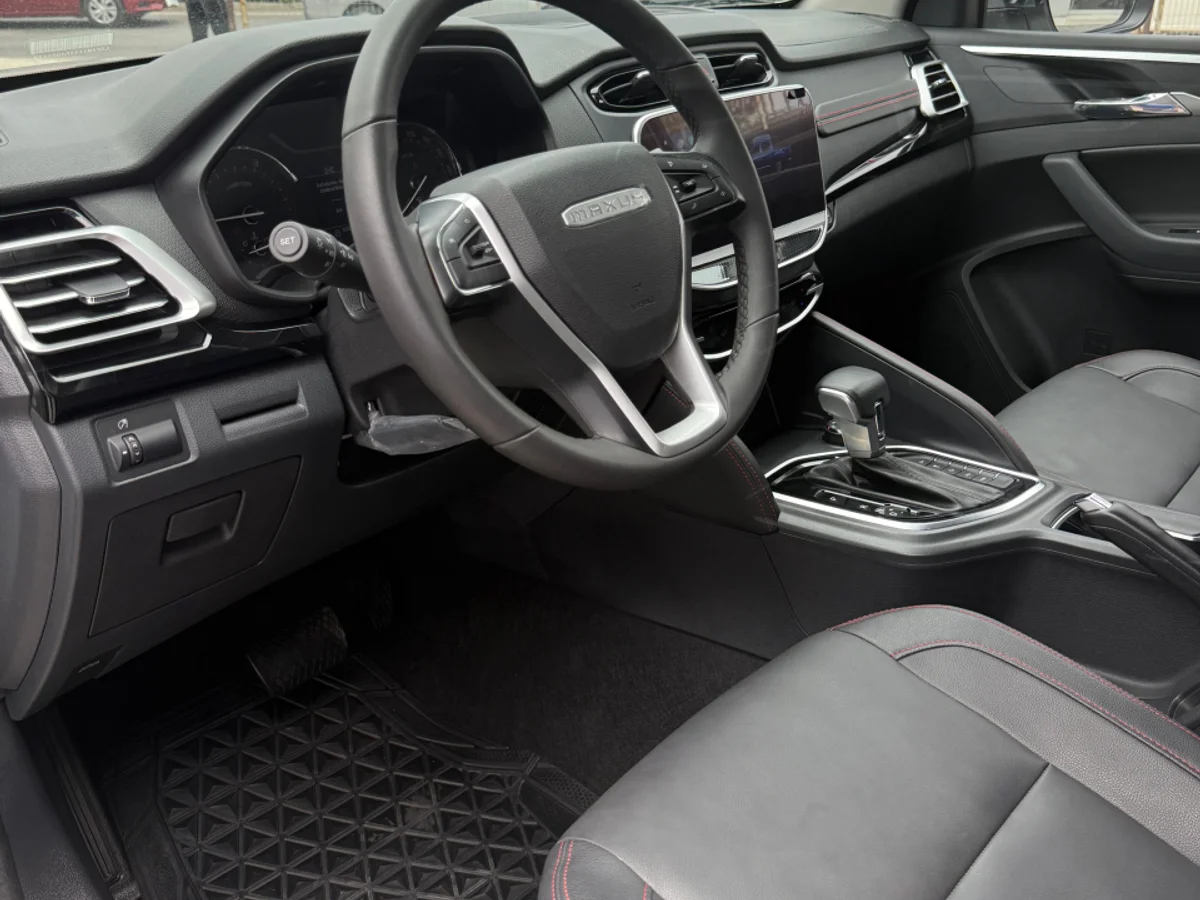 2024 MAXUS T60 GLX 4X4 AUTOMATICO - Miniatura 13