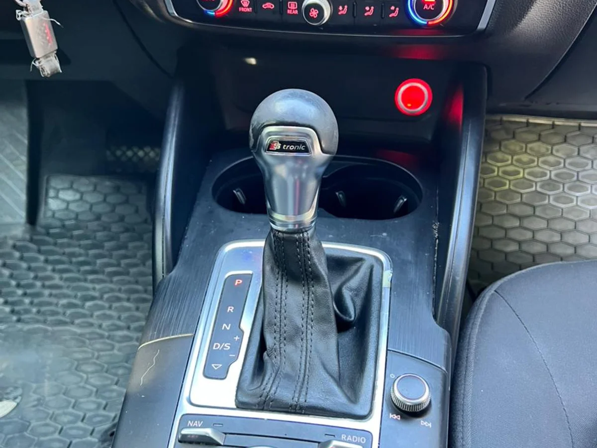 2014 AUDI A3 ATTRACTION TFSI 1.2L AUT - Miniatura 13