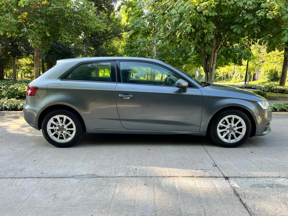 2014 AUDI A3 ATTRACTION TFSI 1.2L AUT - Miniatura 8