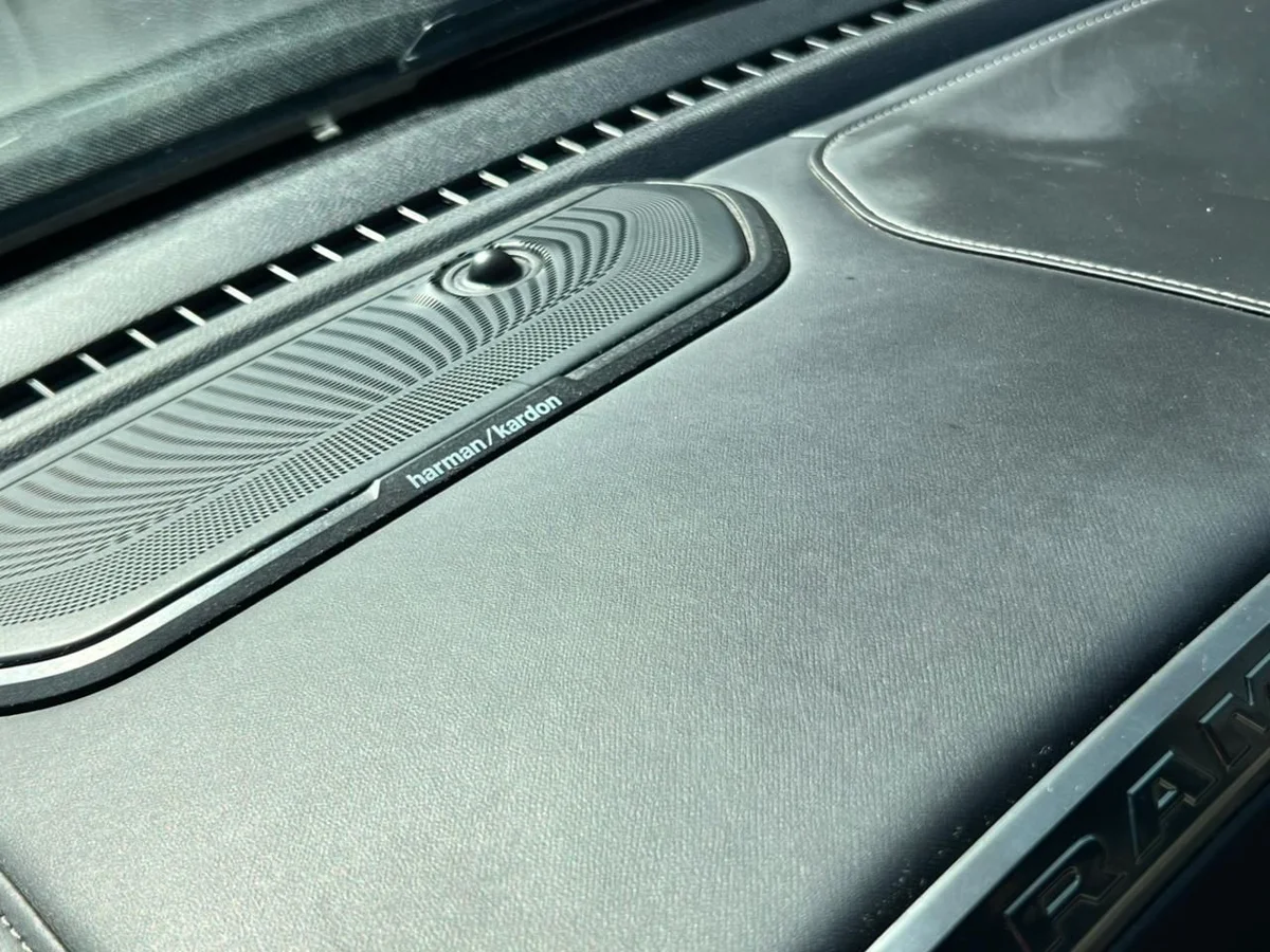 2021 RAM 1500 LIMITED 4X4 5.7 AUT - Miniatura 14