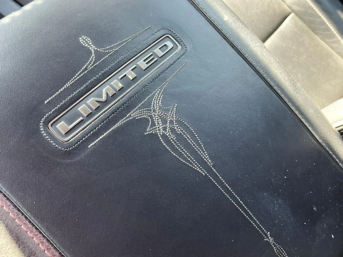 2021 RAM 1500 LIMITED 4X4 5.7 AUT - Miniatura 20