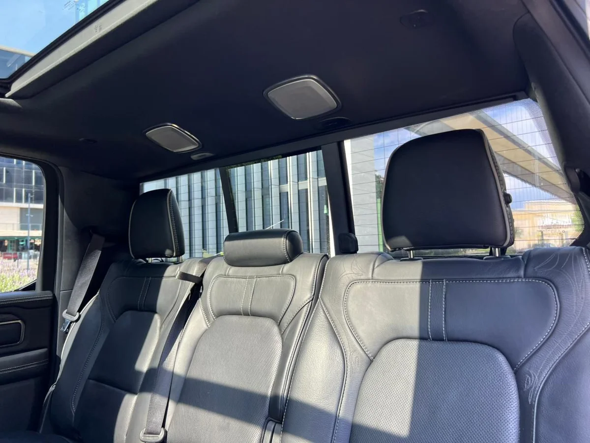 2021 RAM 1500 LIMITED 4X4 5.7 AUT - Miniatura 25