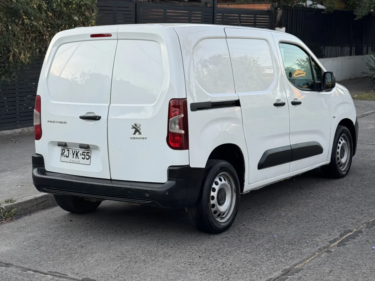 2022 PEUGEOT PARTNER HDI 1.6 - Miniatura 6