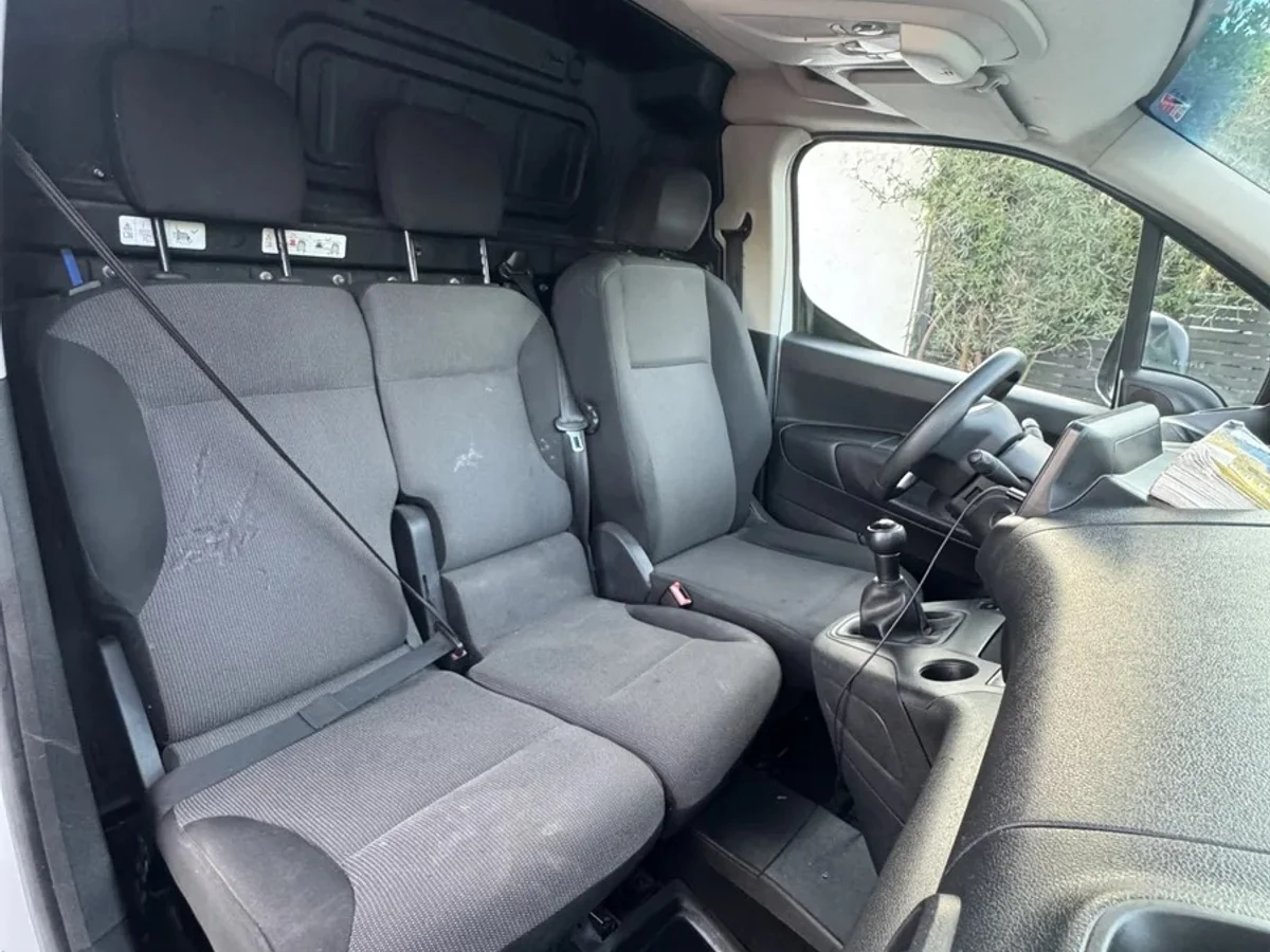 2022 PEUGEOT PARTNER HDI 1.6 - Miniatura 10