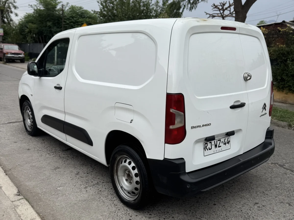 2022 CITROEN BERLINGO 1.6 - Miniatura 7