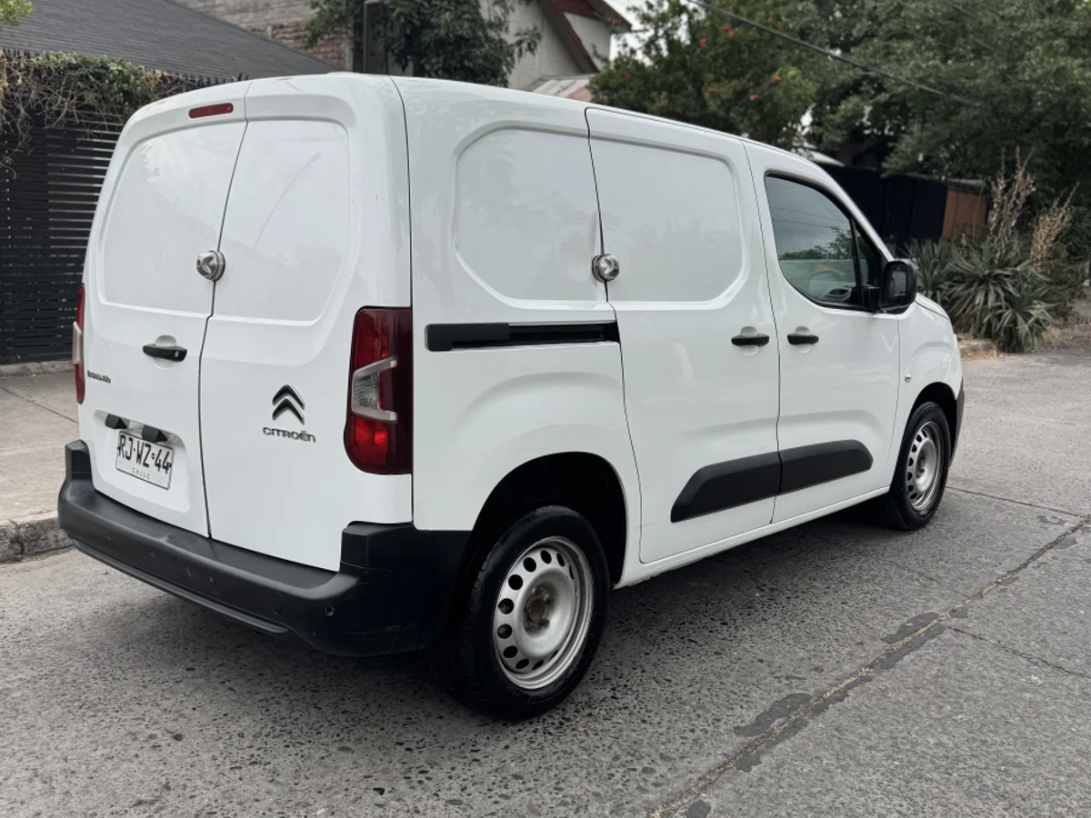 2022 CITROEN BERLINGO 1.6 - Miniatura 11