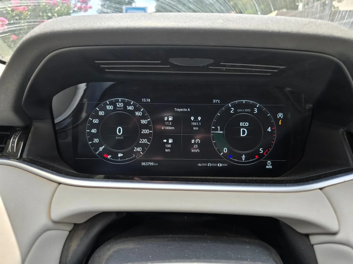 2021 LAND ROVER EVOQUE SE 2.0 - Miniatura 18