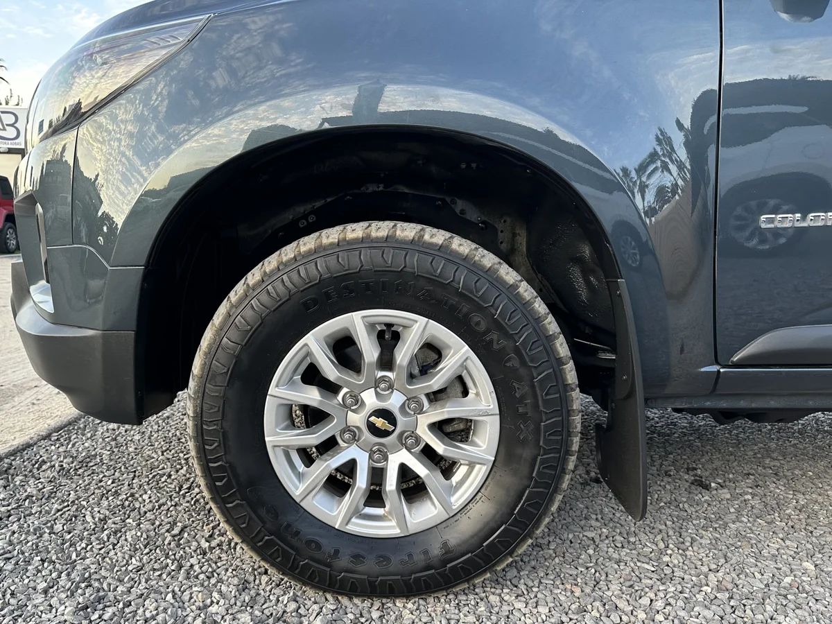 2022 CHEVROLET COLORADO 2.8TD AUT LT 4WD UNICO DUEÑO - Miniatura 9