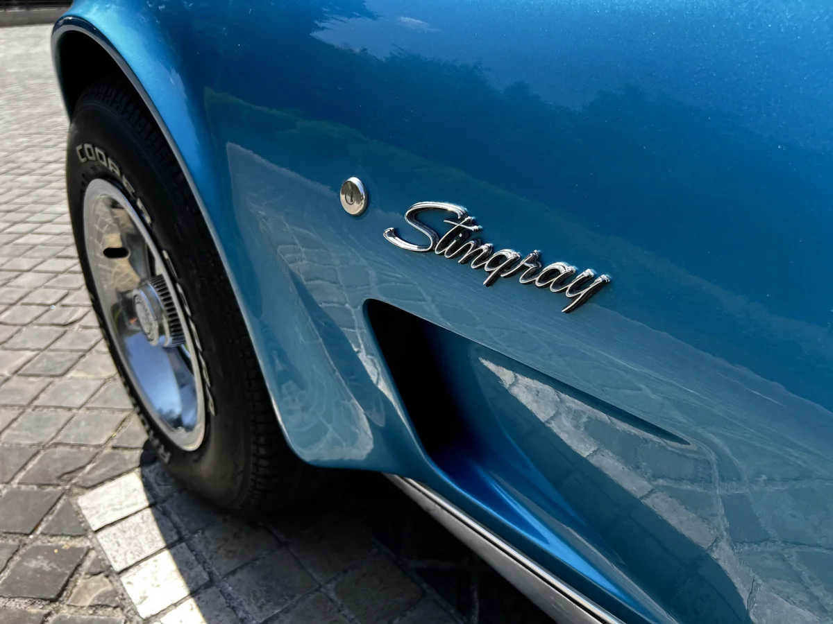 1975 CHEVROLET CORVETTE - Miniatura 9