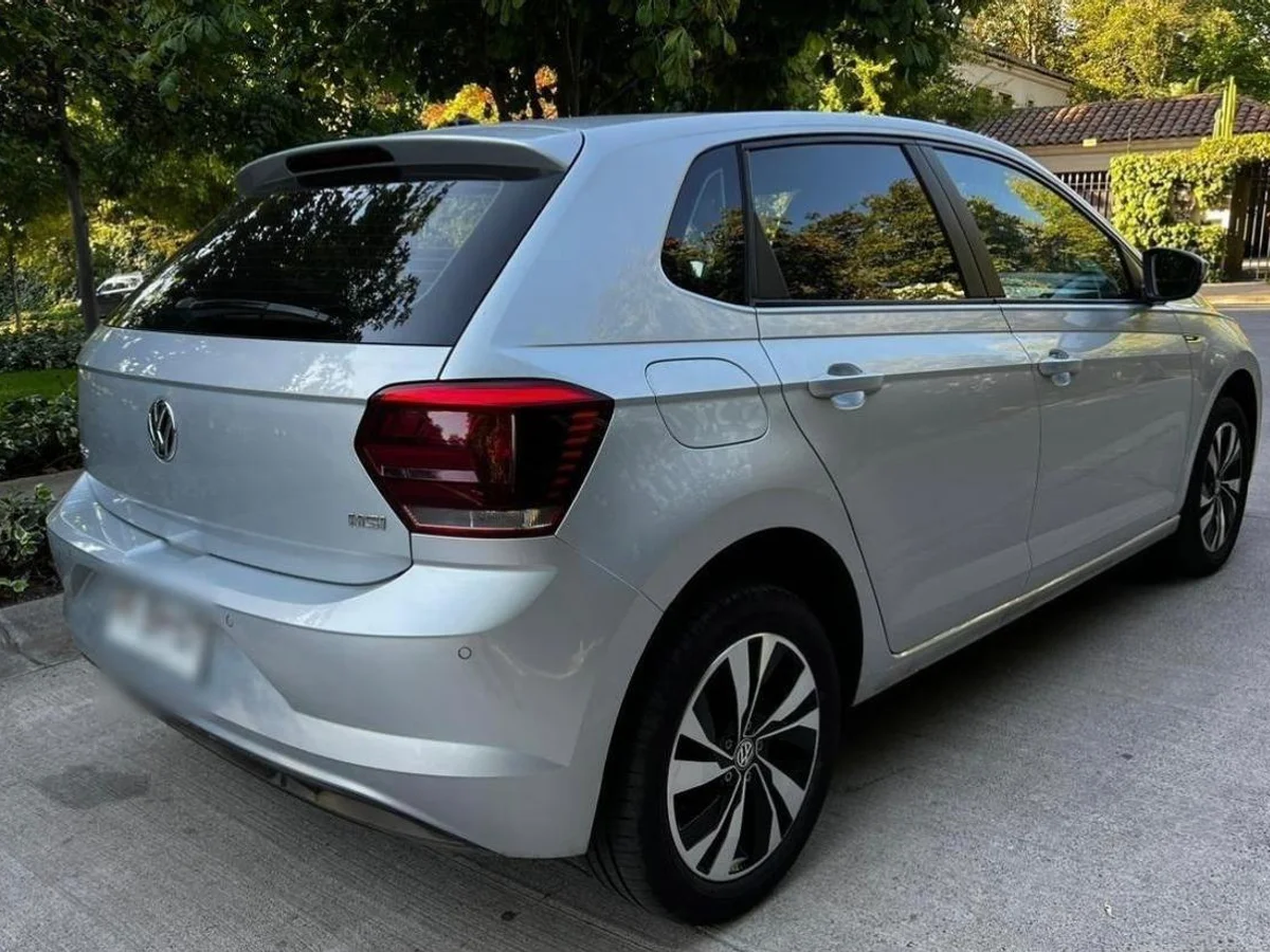 2021 VOLKSWAGEN POLO HB HIGHLINE 1.6L MSI MT - Miniatura 4