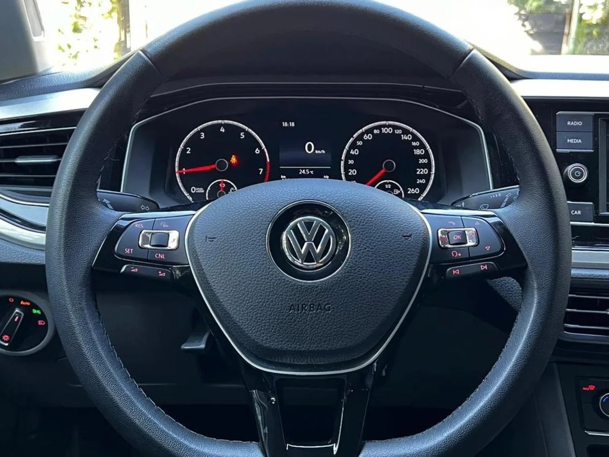 2021 VOLKSWAGEN POLO HB HIGHLINE 1.6L MSI MT - Miniatura 9