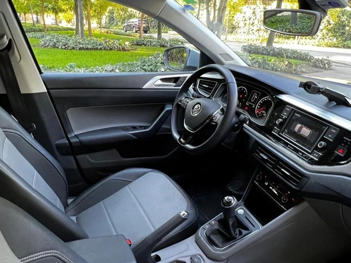 2021 VOLKSWAGEN POLO HB HIGHLINE 1.6L MSI MT - Miniatura 15