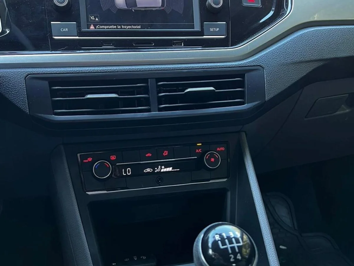 2021 VOLKSWAGEN POLO HB HIGHLINE 1.6L MSI MT - Miniatura 16