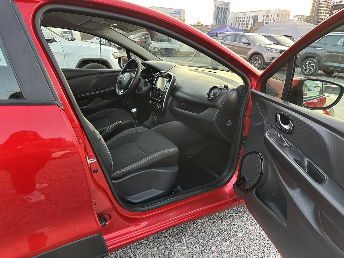 2017 RENAULT CLIO IV HB 1.2 EXPRESSION - Miniatura 16
