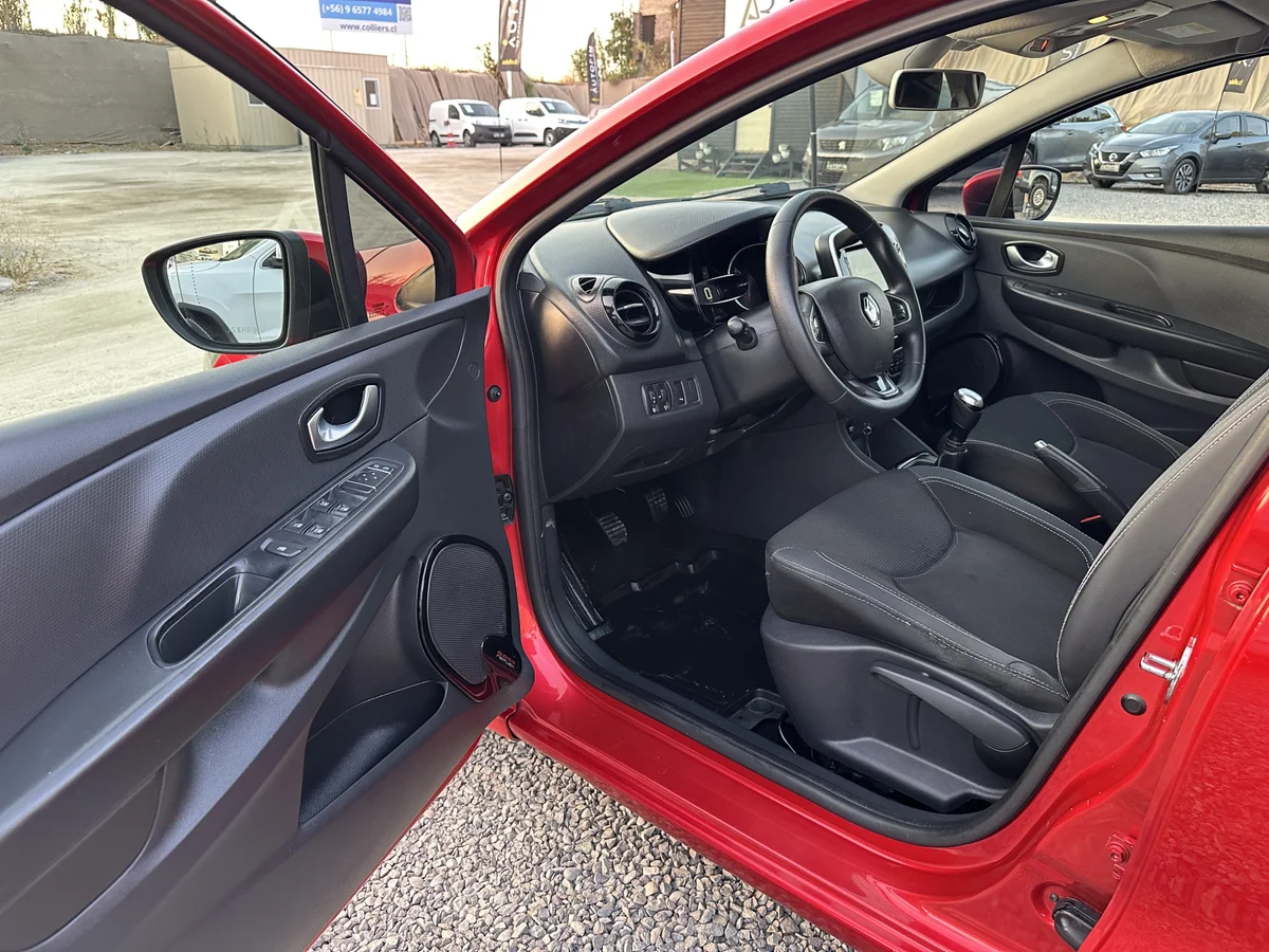 2017 RENAULT CLIO IV HB 1.2 EXPRESSION - Miniatura 19