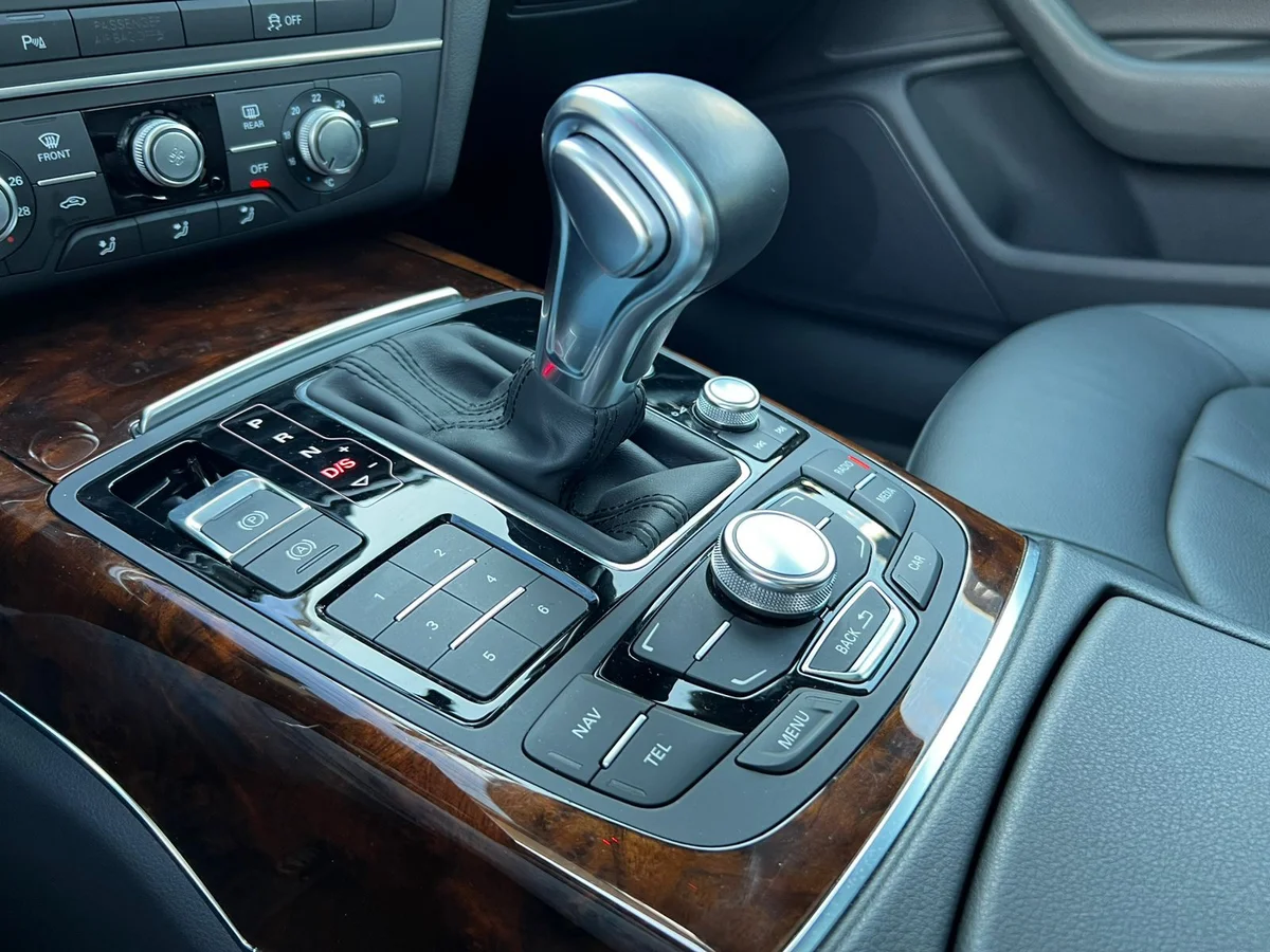 2014 AUDI A6 2.0 TFSI AUT - Miniatura 18