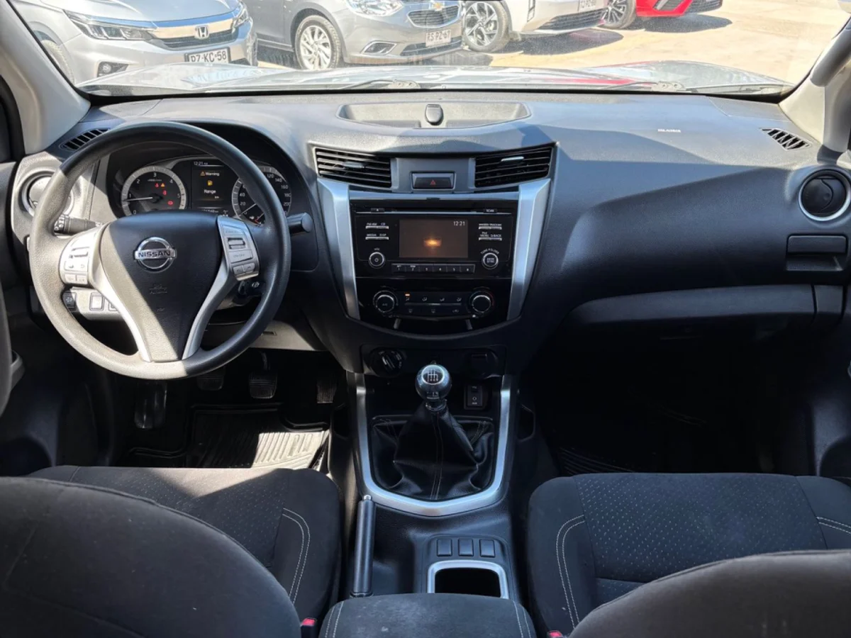 2021 NISSAN NP300 NAVARA XE 4X4 - Miniatura 3