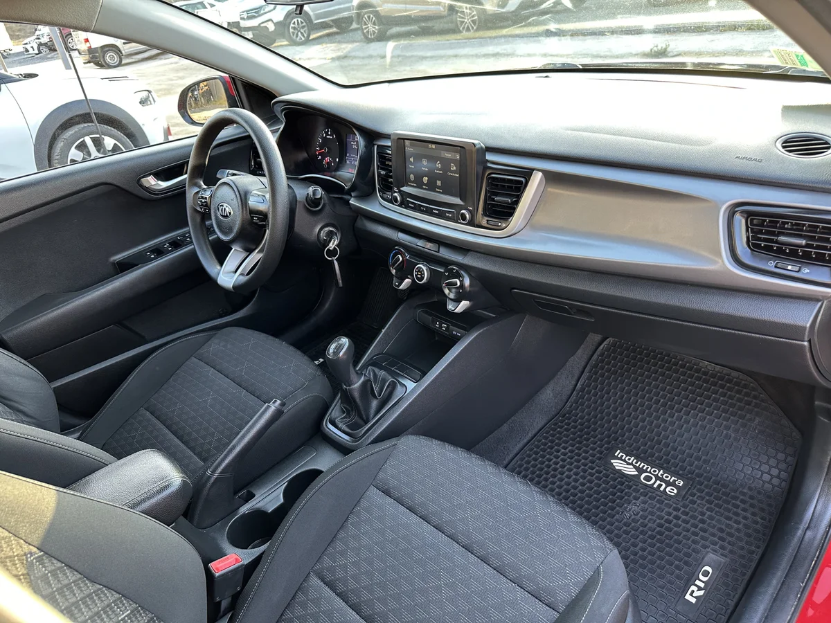 2021 KIA RIO 4 EX FULL UNICO DUEÑO - Miniatura 15