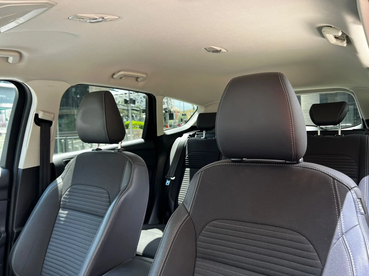 2019 FORD ESCAPE SE 2.5L AUT 4X2 - Miniatura 18