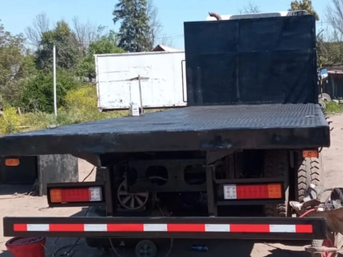 2012 HINO 500 - Miniatura 2