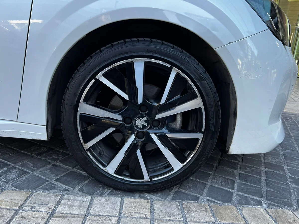 2021 PEUGEOT 208 PREMIERE MT - Miniatura 8